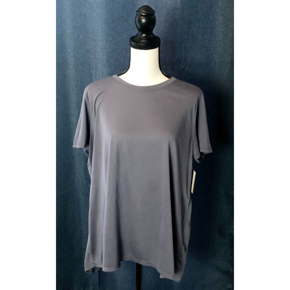 14th & Union tee with sheer ruching